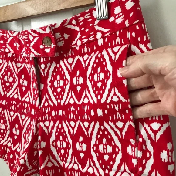 J Crew red & white city fit stretch IKAT shorts - Picture 3 of 12